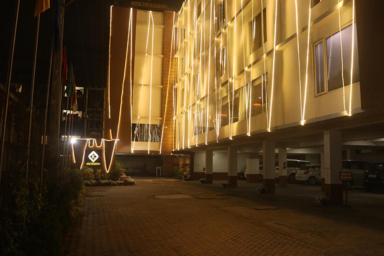 Hotel The Kalyaniz Guwahati Exterior foto